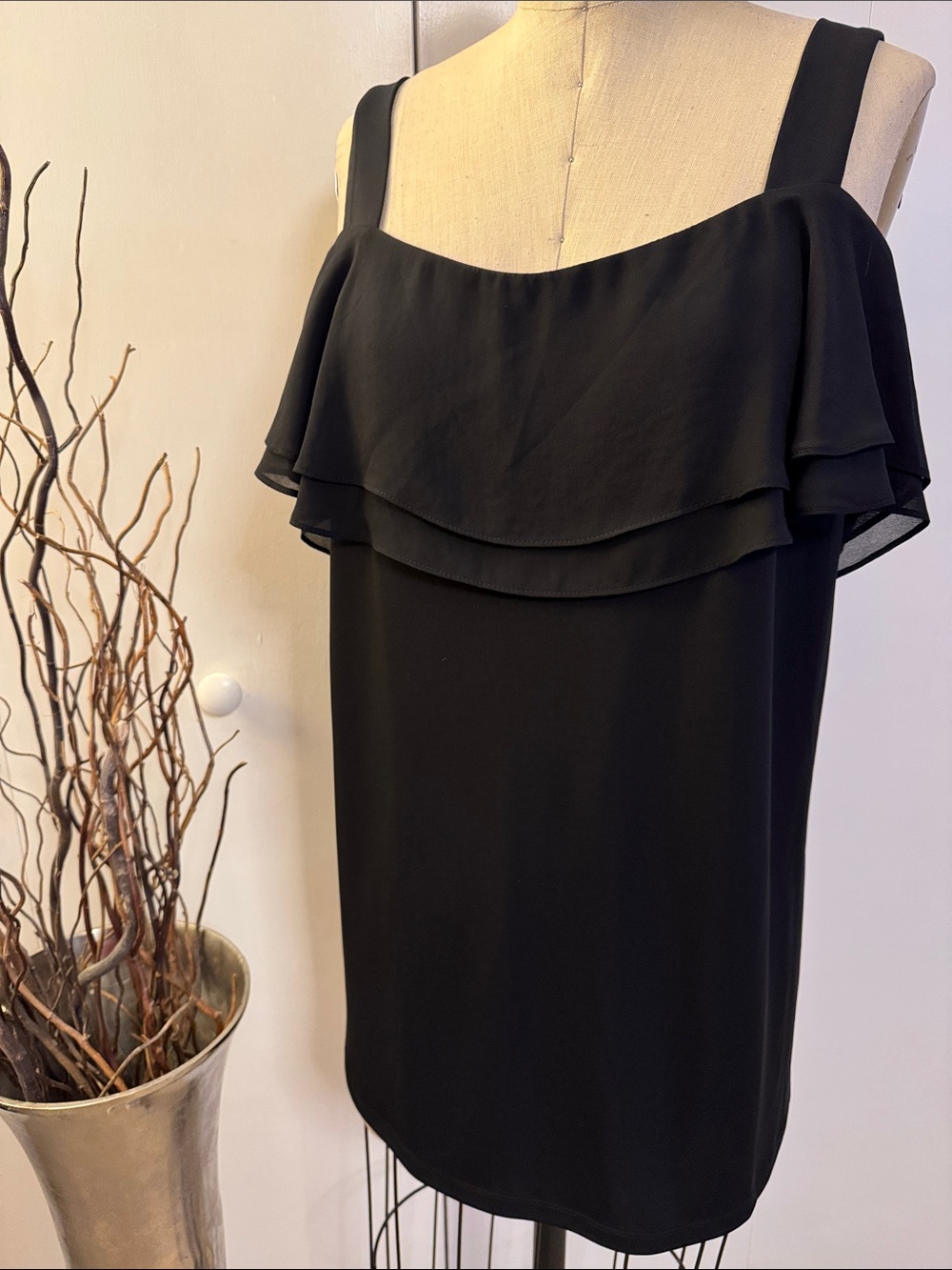 Susan Graver Black Ruffle Off the shoulder  Top